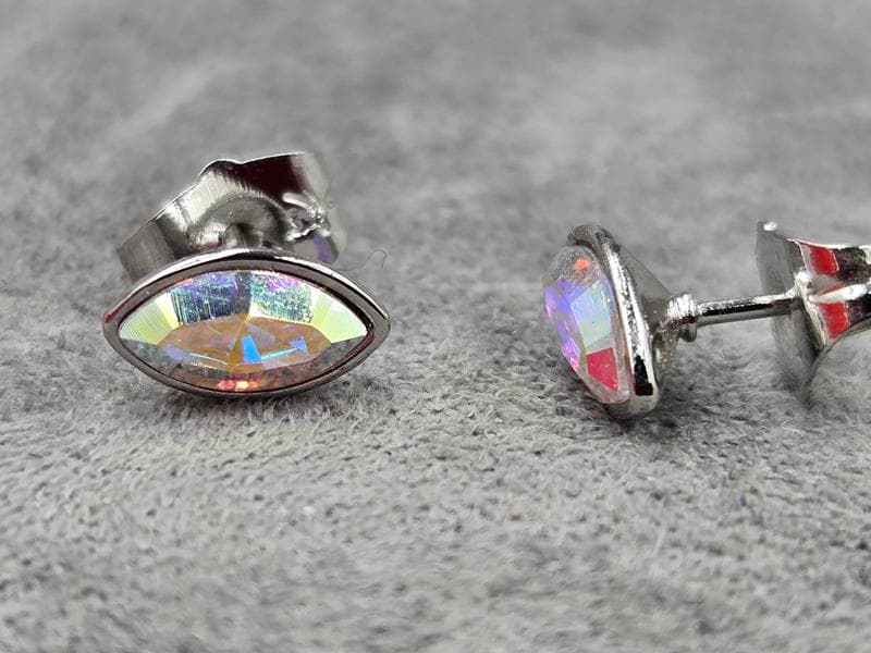 Гвоздики Xuping 5*8 мм родій