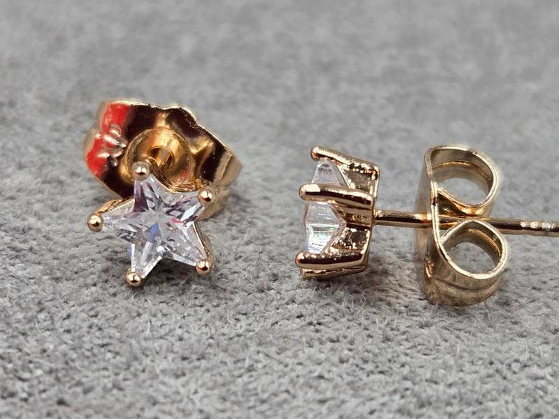 Гвоздики Xuping 6 мм колір 18к