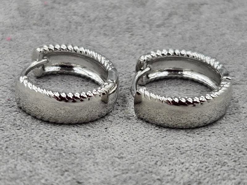 Сережки Xuping 5 мм висота 14 мм круглий замок родій