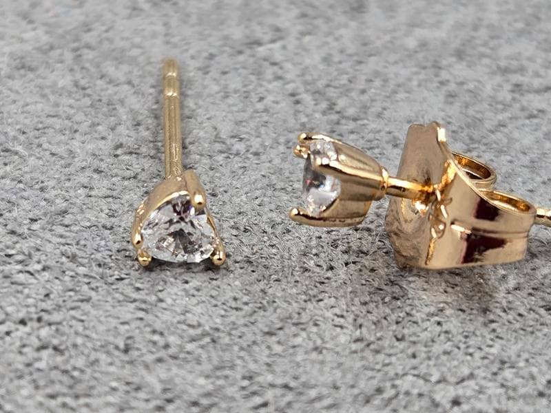 Гвоздики Xuping 3,5 мм колір 18к