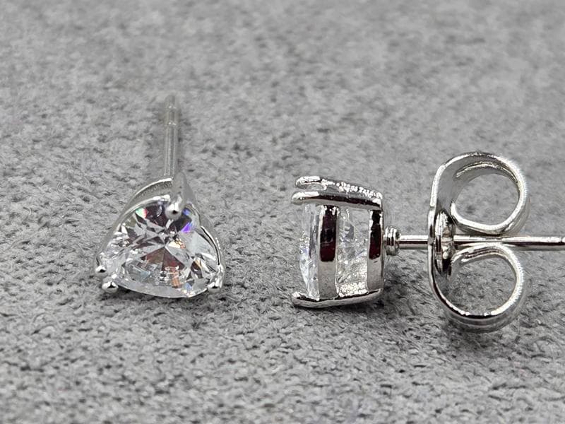 Гвоздики серце 5 мм Xuping родій