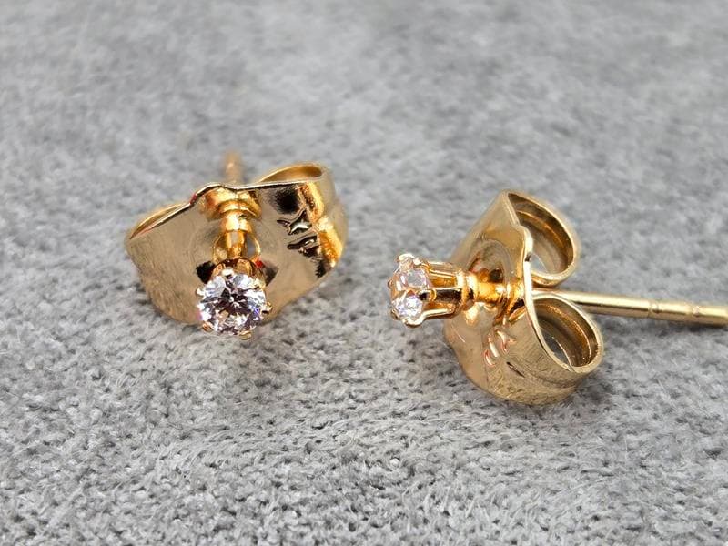 Гвоздики M&L Xuping 2 мм колір 18к